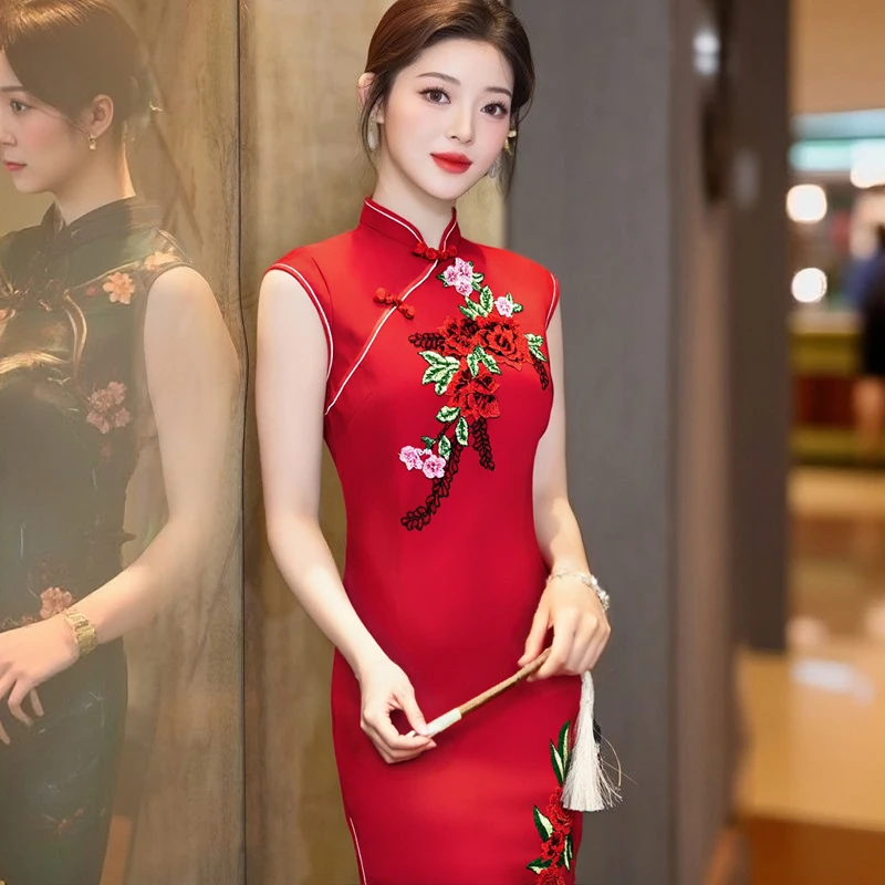 绣花红色旗袍订婚结婚新娘敬酒服日常女新中式2025新款连衣裙