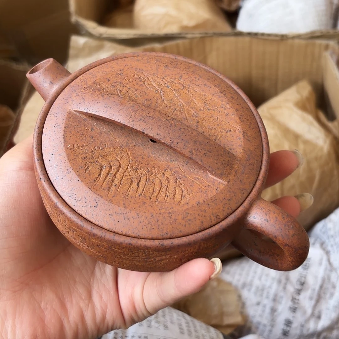 甄选宜兴本土紫砂壶