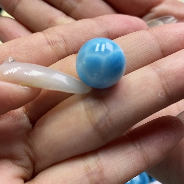 *****针钠钙石（海纹石）未镶嵌颈饰