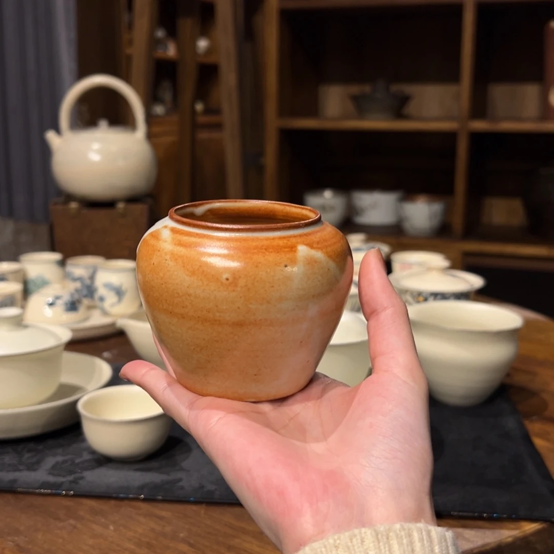 摆件陶瓷。    陶瓷。