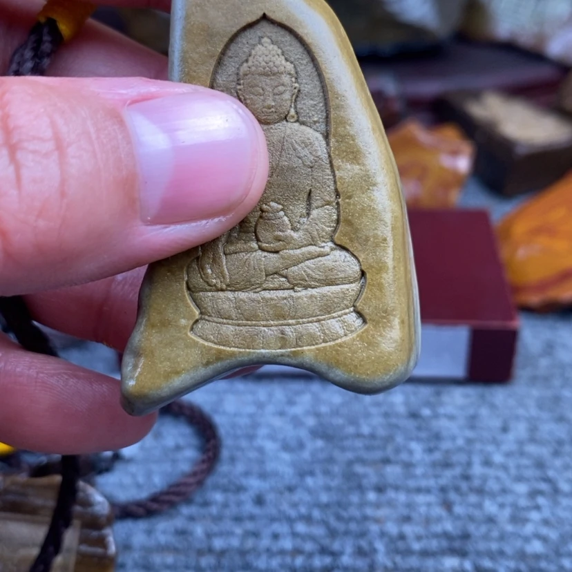 【闪购商品】原石雕刻手把件