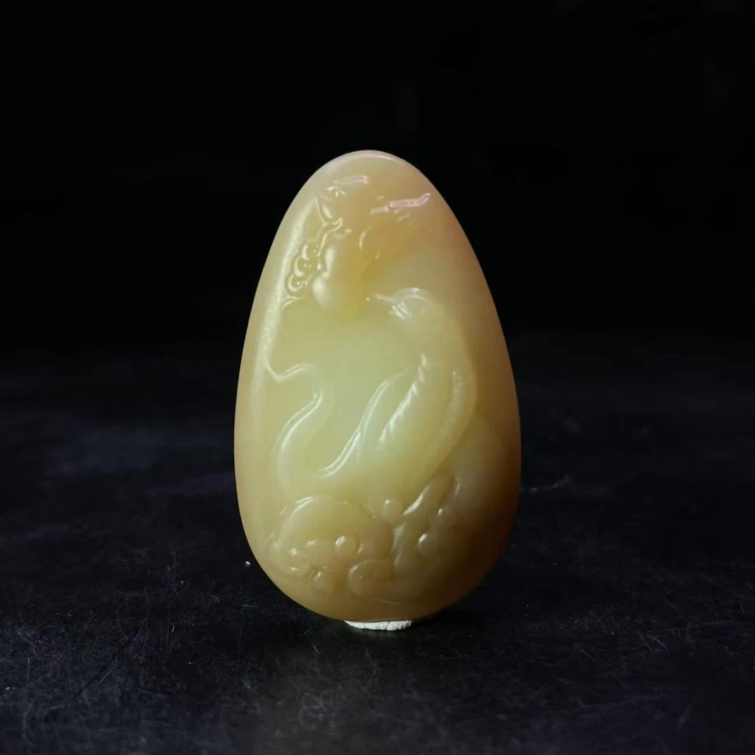 A542 和田玉挂件 TY426042