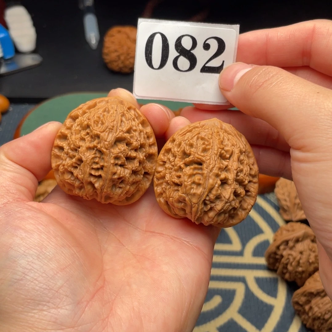 文玩核桃把件深****猫41.5水龙纹082号