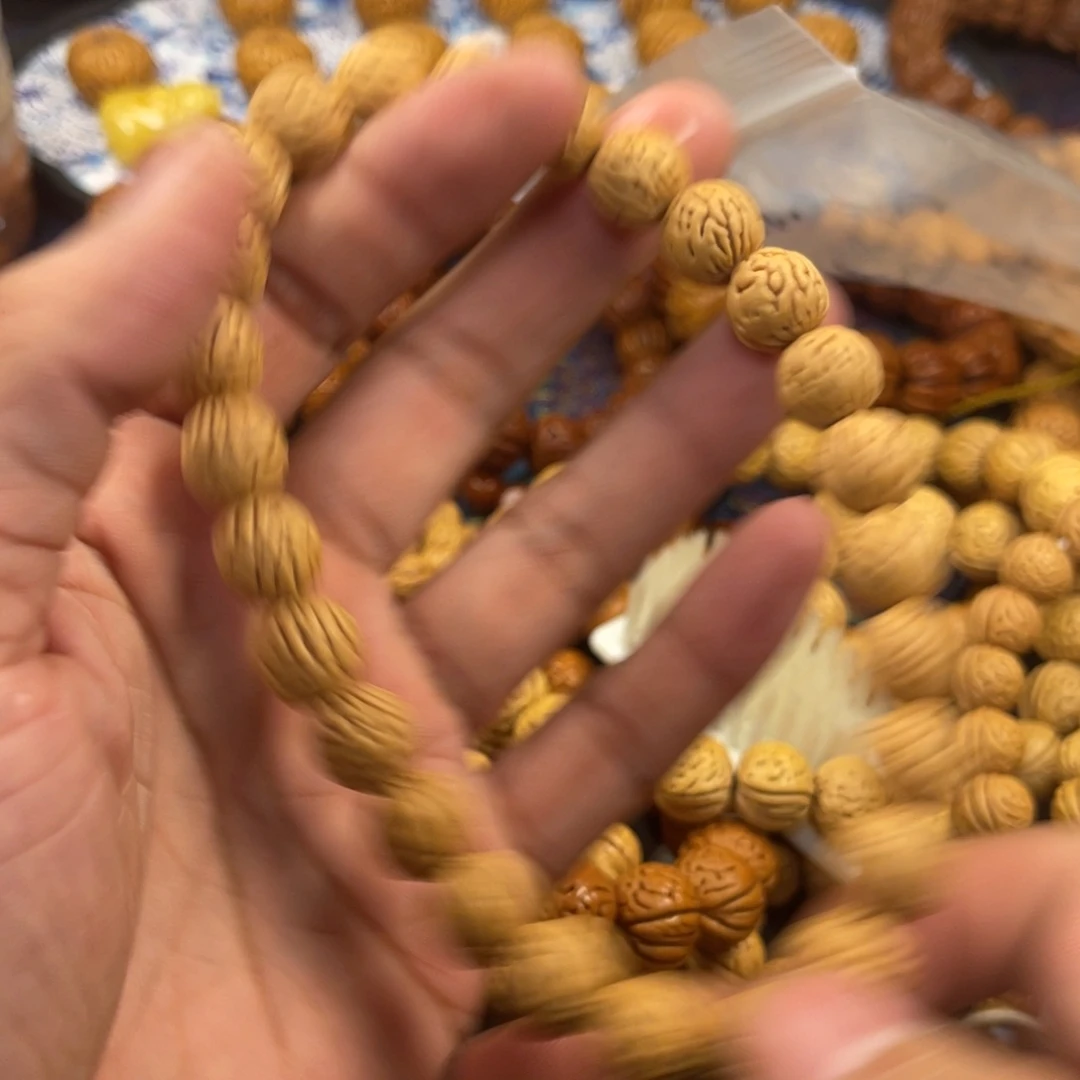 念***达吊坠桃核12尺寸大肠
