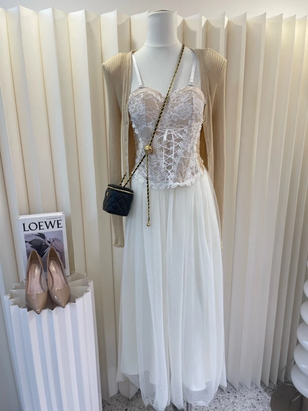 法式复古浪漫蕾丝网纱鱼骨胸衣展现仙女气质