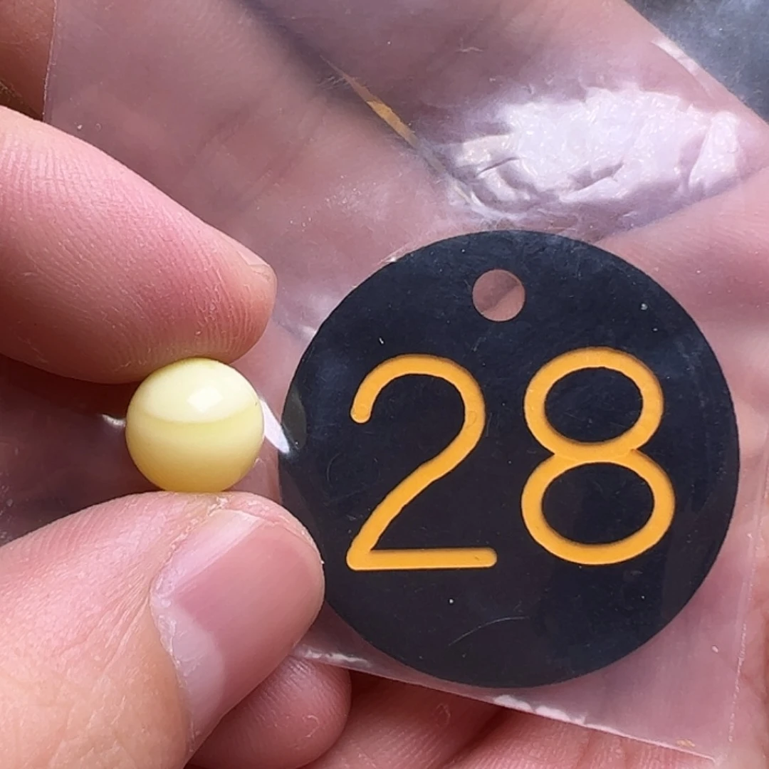 蜜蜡未镶嵌珠宝奇石10.2mm微瑕疵
