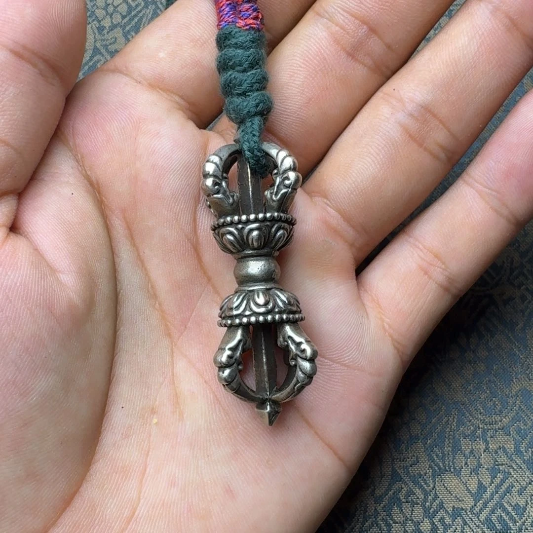 琉璃颈饰张*生藏式风格琉璃九宫格