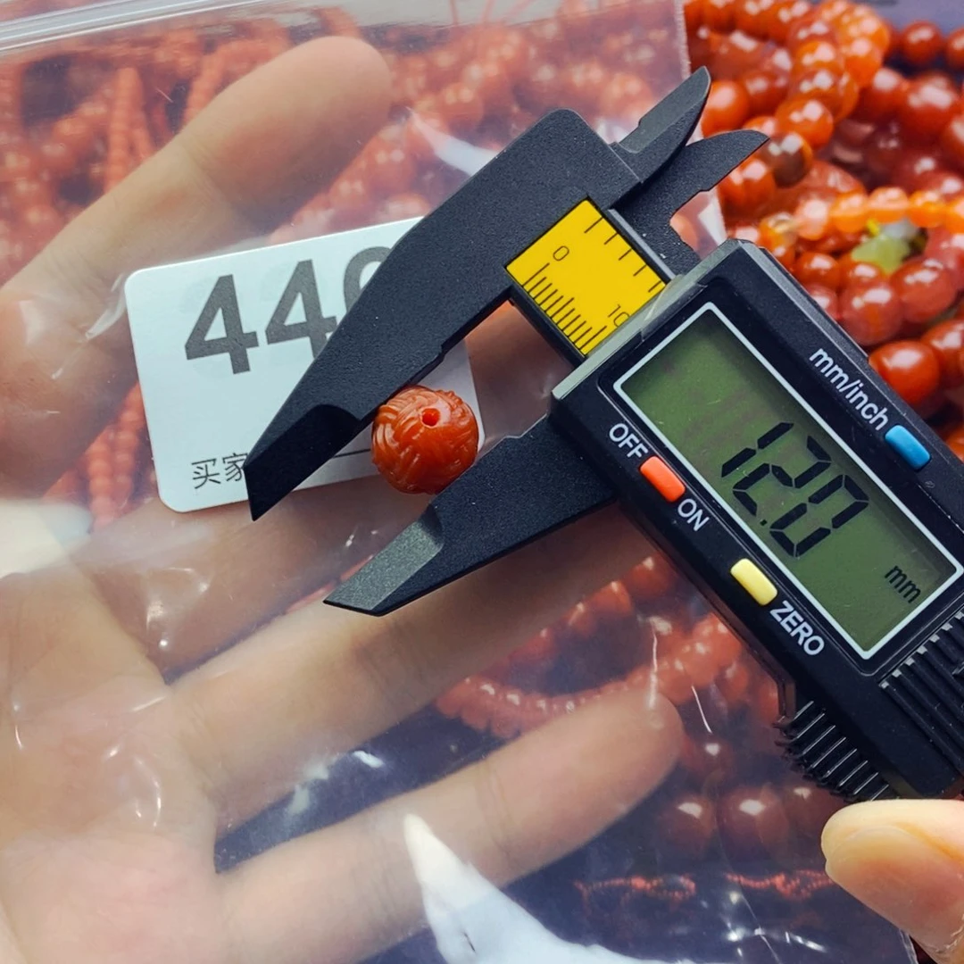 南红玛瑙未镶嵌颈饰