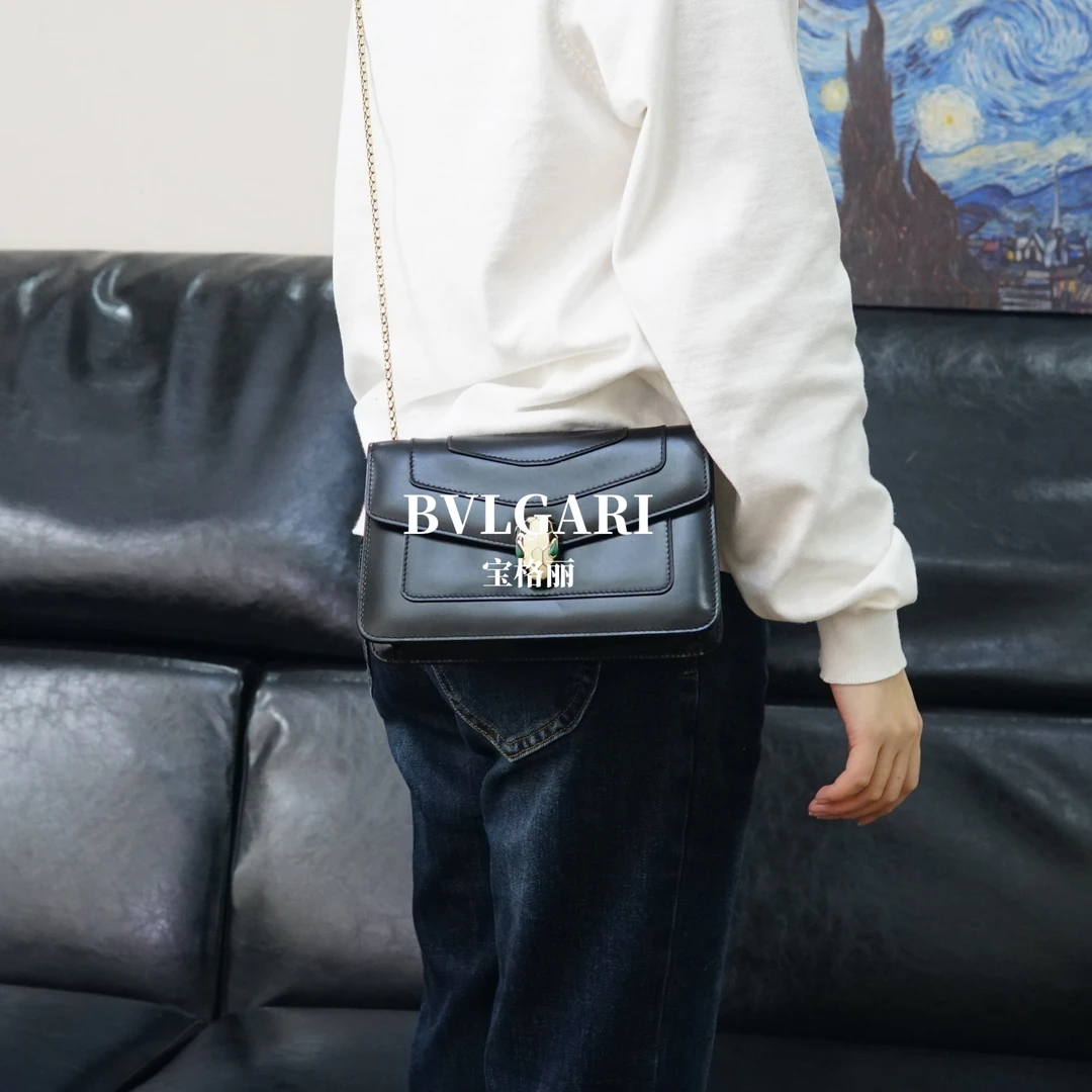 95新 BVLGARI/宝格丽 黑色蛇头链条包/F3EE03120713/0713