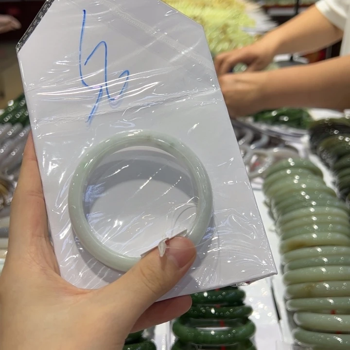 星***海翡翠未镶嵌手镯翡翠手镯