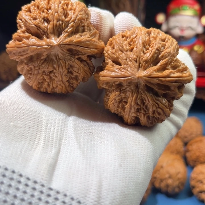 文玩核桃把件雙*巴粗筋