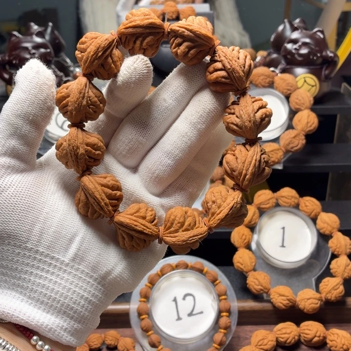 一****桃核手串原装豹子头手串24 尺寸