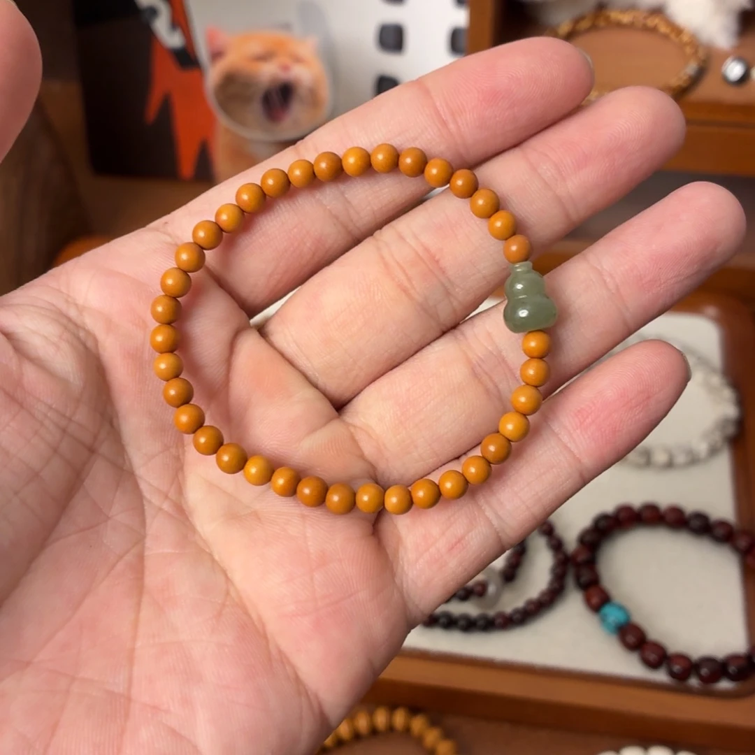 手链未镶嵌和田玉（糖玉）