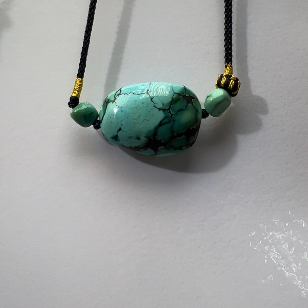 绿松石未镶嵌挂件