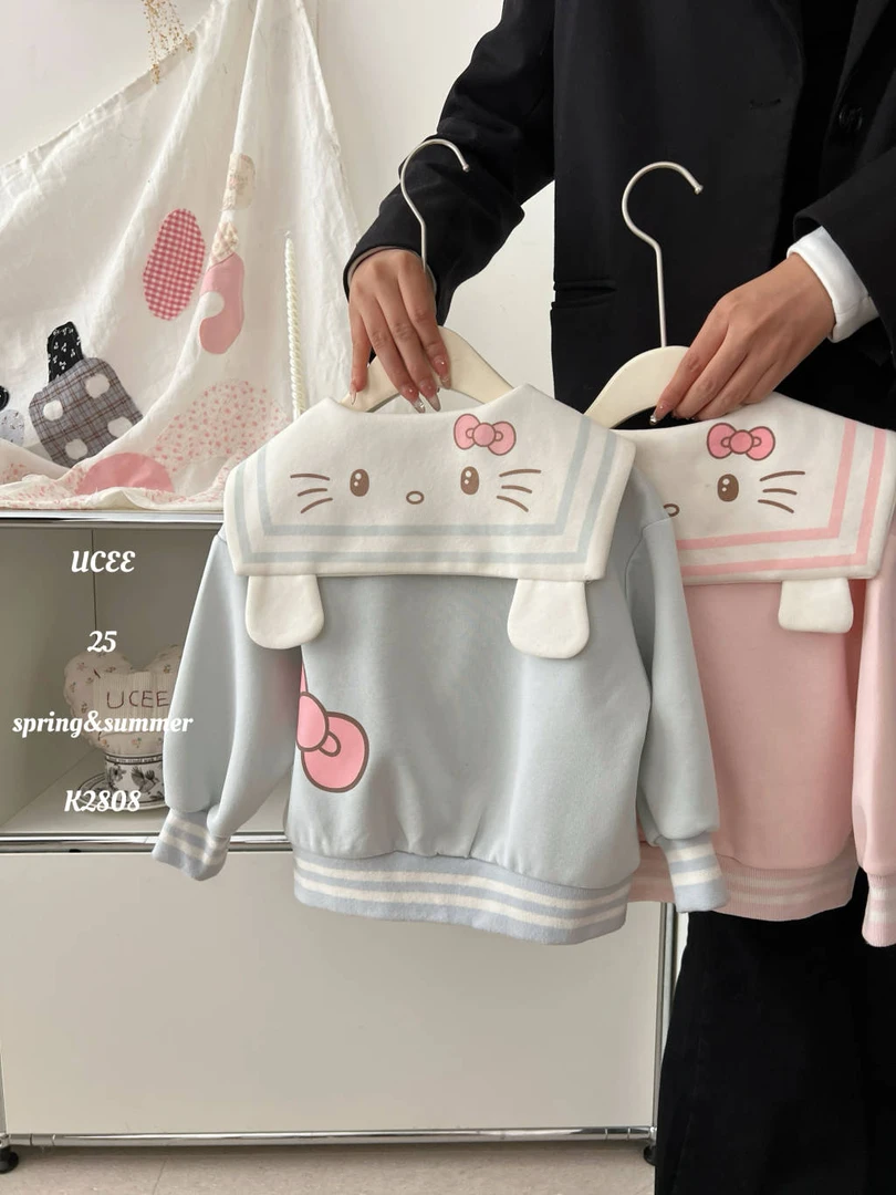 【釉兮】2025新款女童KT海军领小耳朵休闲外套2808