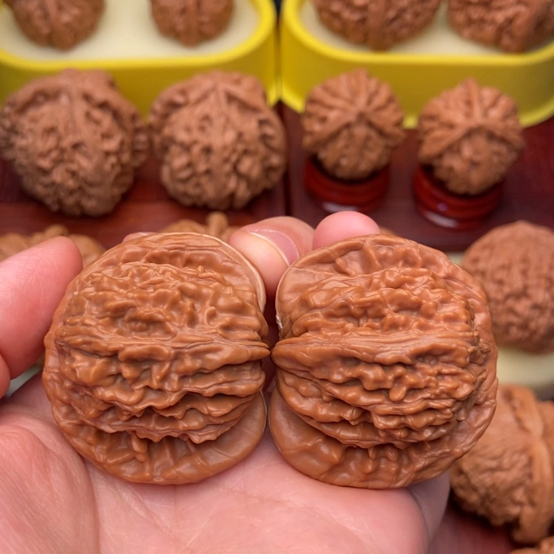 文玩核桃把件41老树红皮四座楼“开播漏”