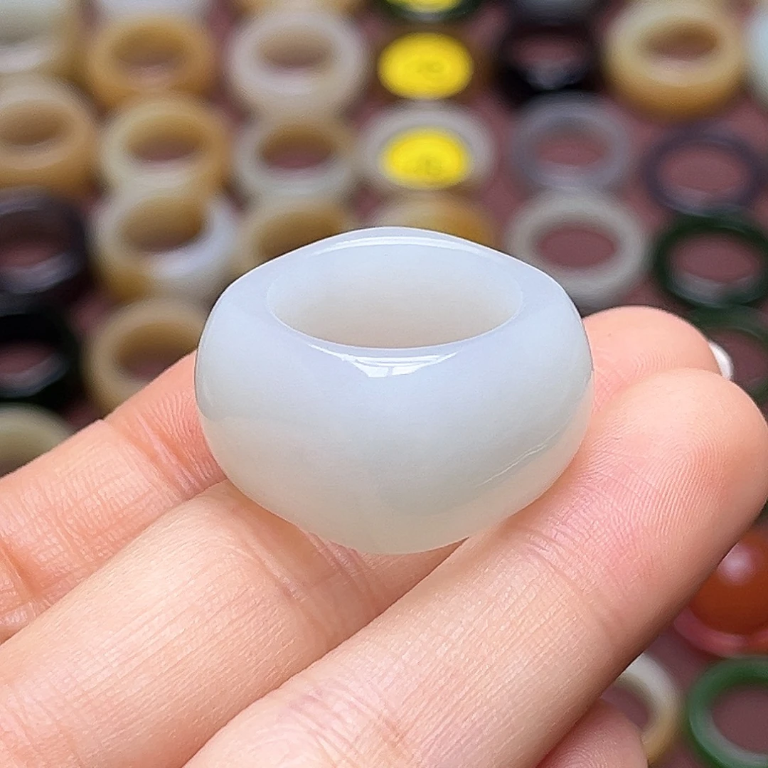 和田玉未镶嵌戒指17.9羊脂白方圆