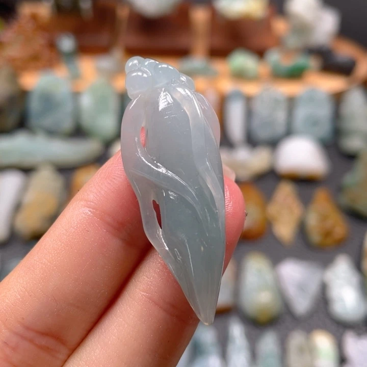 定制翡翠未镶嵌翡翠