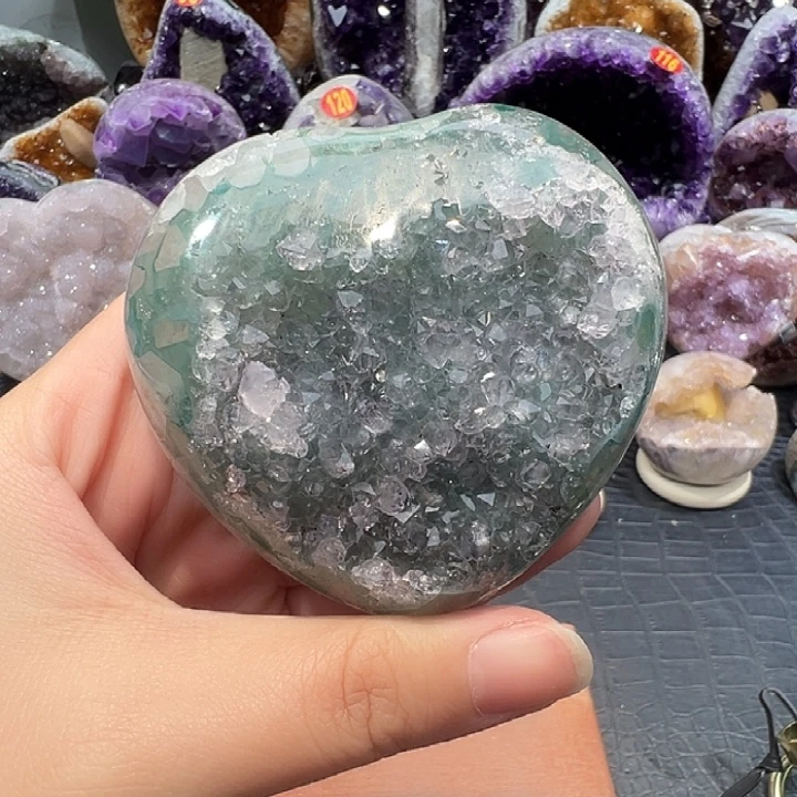 未镶嵌紫晶珠宝半成品