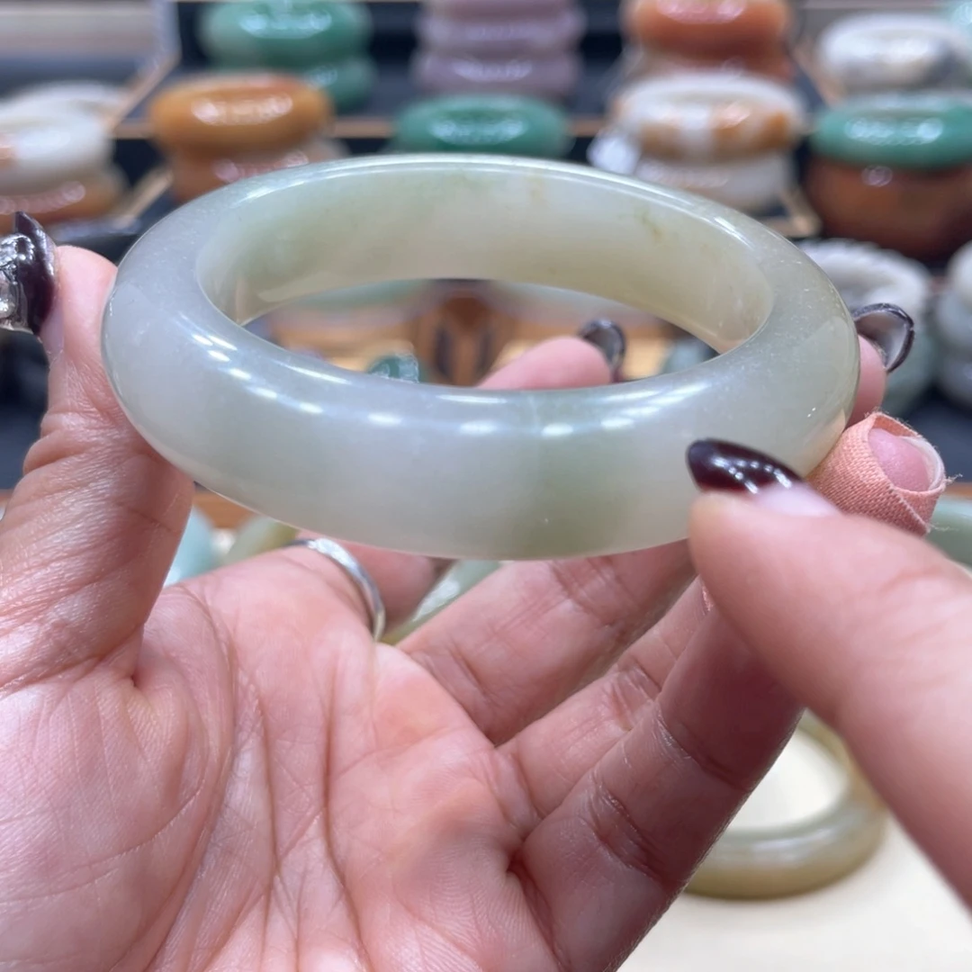 石英质玉手镯合金