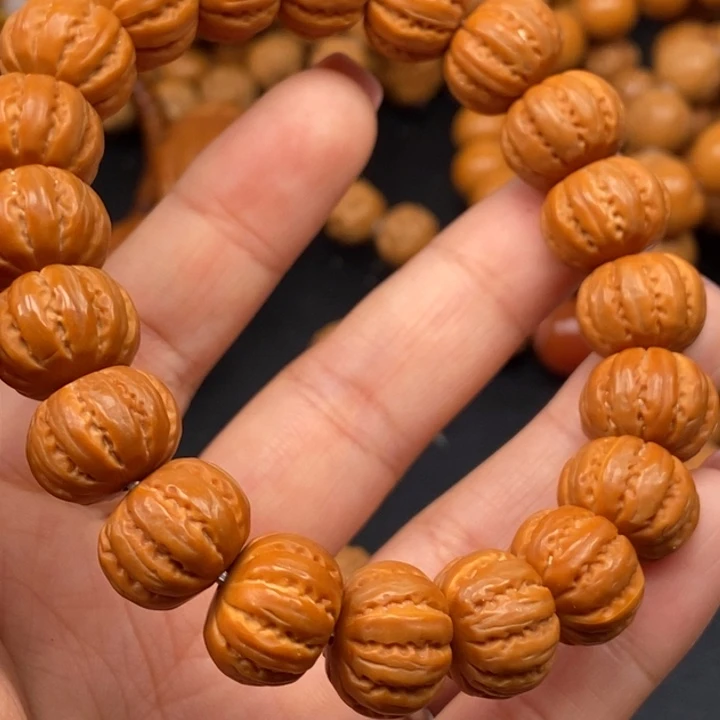 猴头核桃吊坠巴拿马