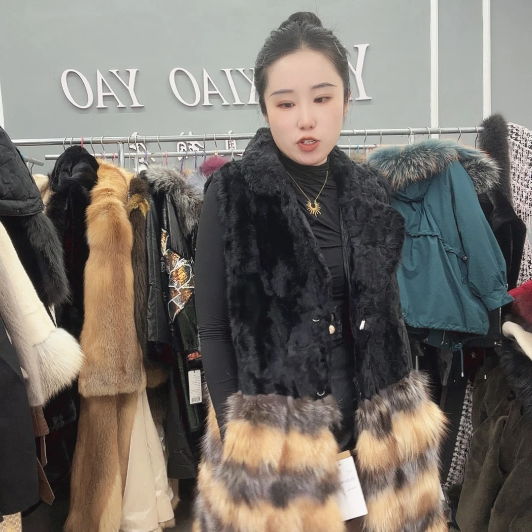 姚小妖家高端皮草