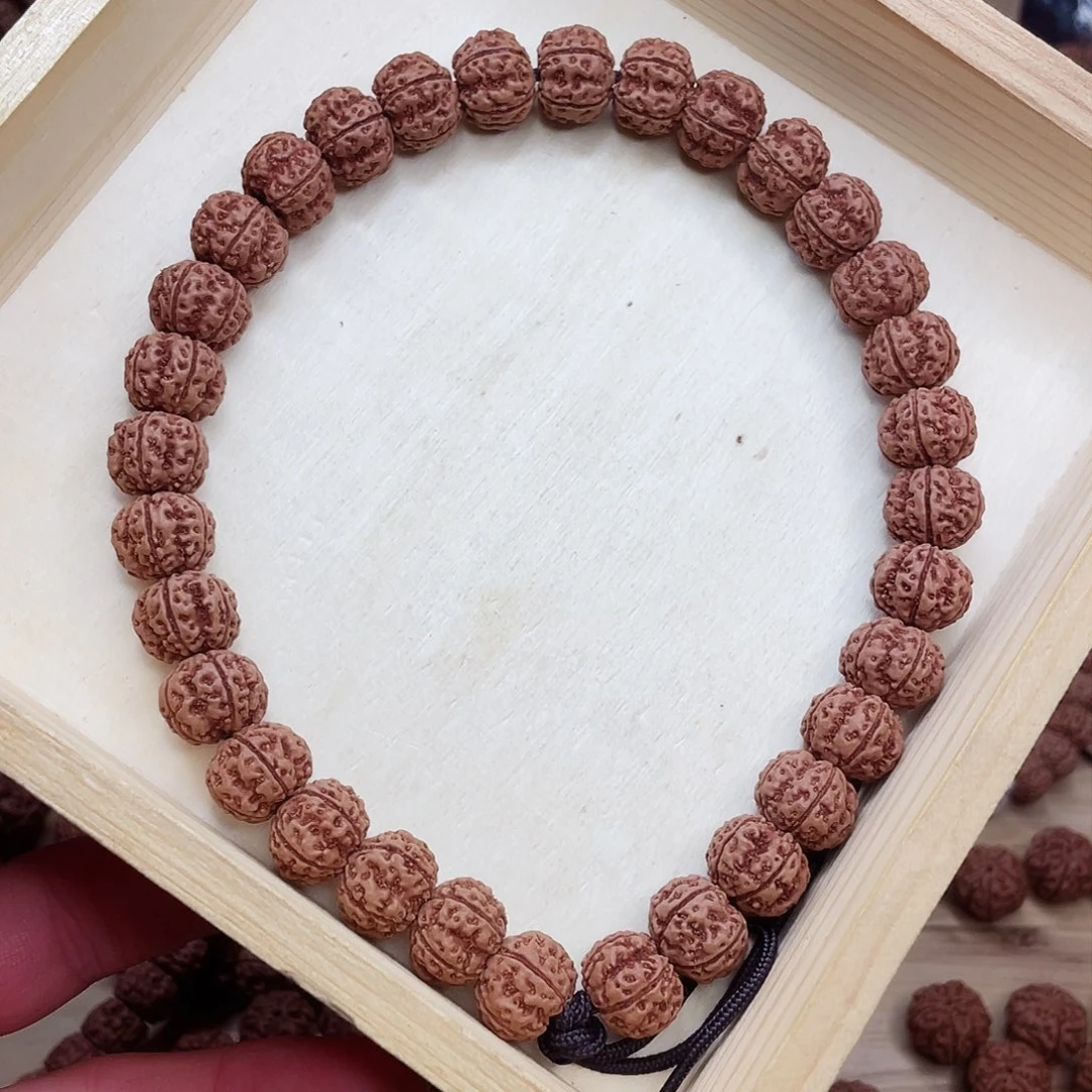 金刚菩提手串W***G订制级零误差凹底梅花大手持，纯天然原皮