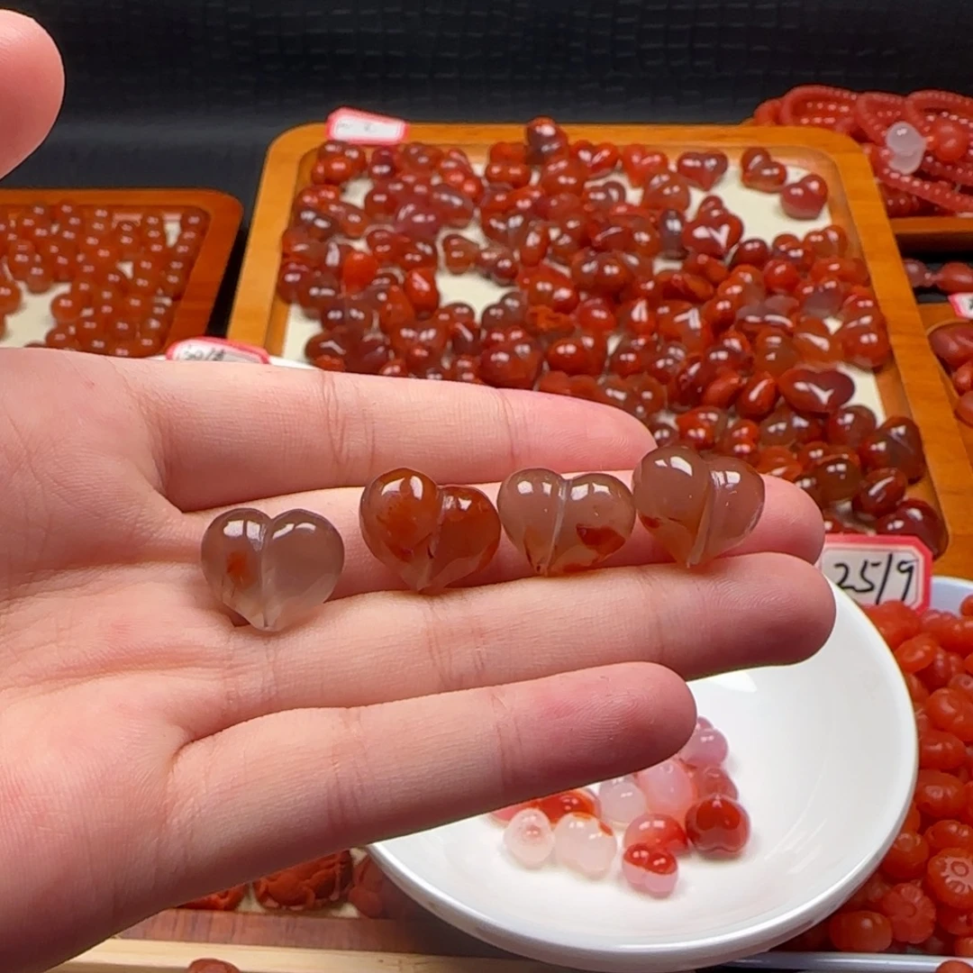 南红玛瑙未镶嵌挂件微瑕不退换