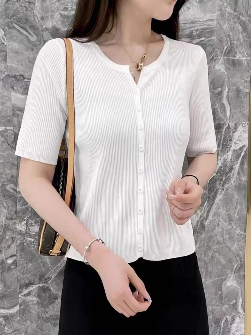 圆领纽扣竖条纹短袖上衣