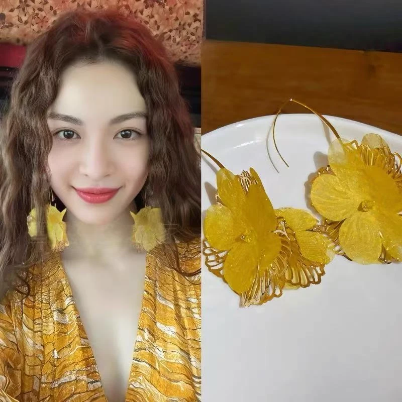 钟楚曦同款耳环黄色花朵耳饰耳钩耳坠2025春夏新款旅游度假风饰品