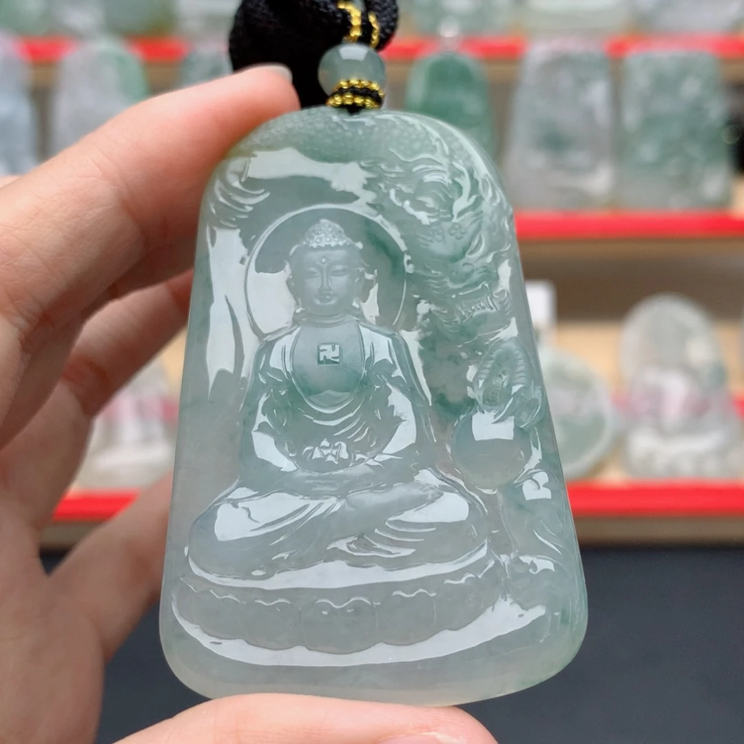 翡翠未镶嵌颈饰大日