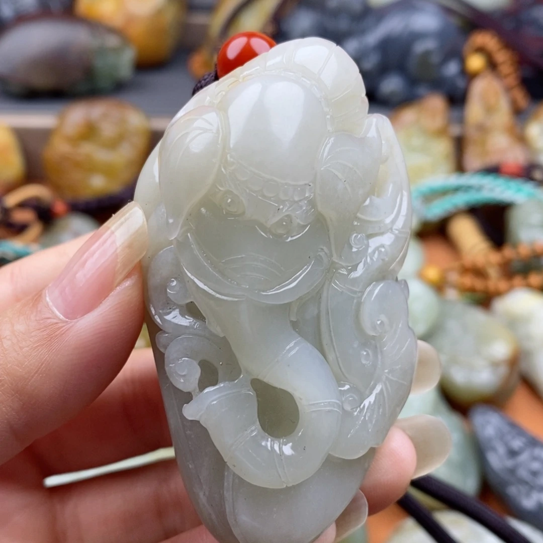 和田玉未镶嵌颈饰