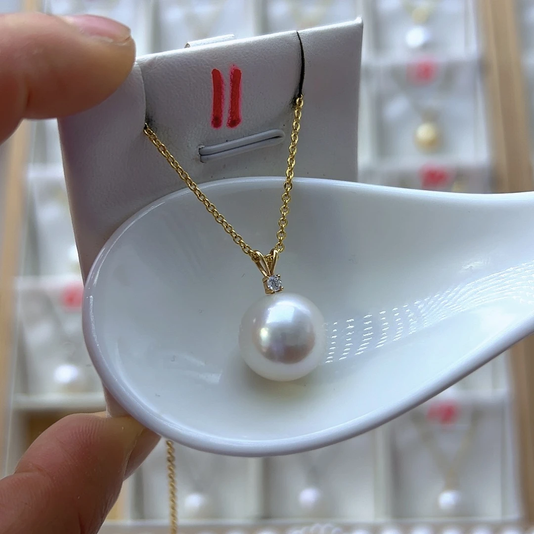 18K金镶嵌淡水珍珠吊坠(不含链)13-14mm