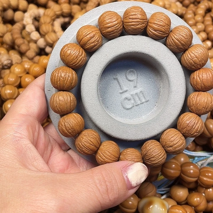 木开播福利1。   原皮土豪手串