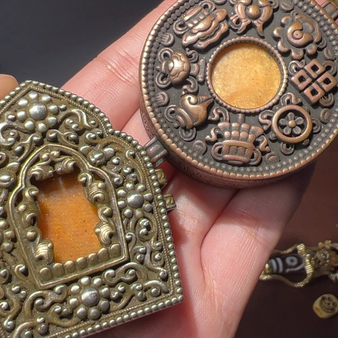 夏***凡吊坠（不含链）琉璃