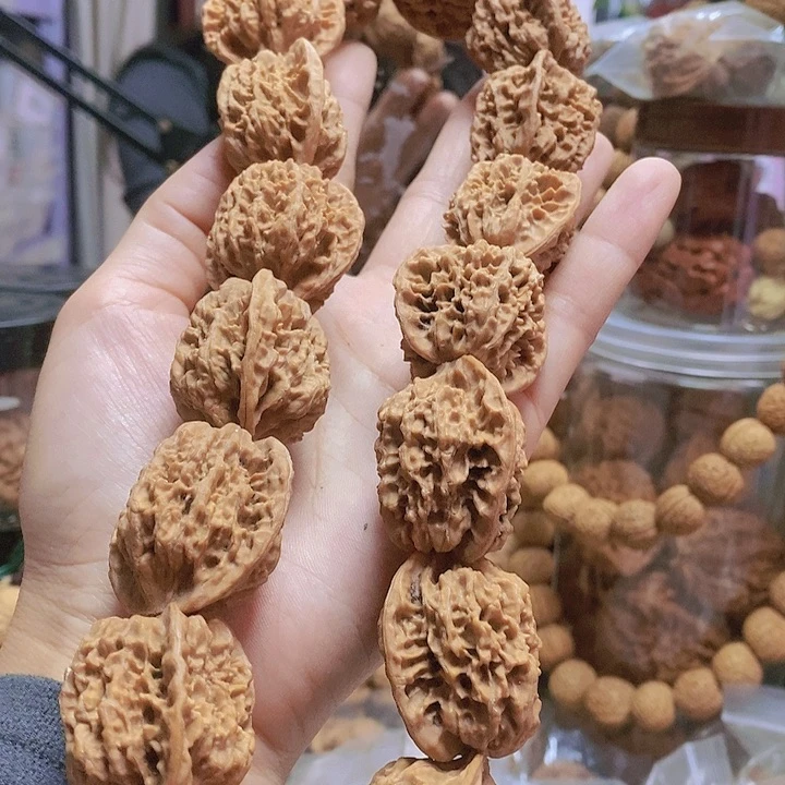 【闪购商品】文玩核桃把件32乾隆文红皮手持16颗
