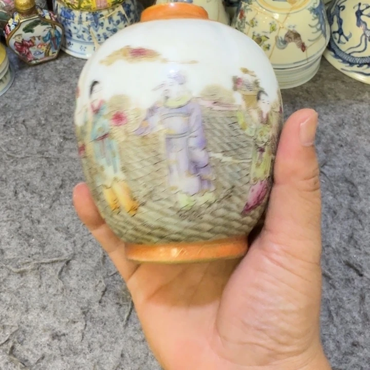 藏***今碗陶瓷工艺品摆件粉彩瓜棱瓶（有截口）