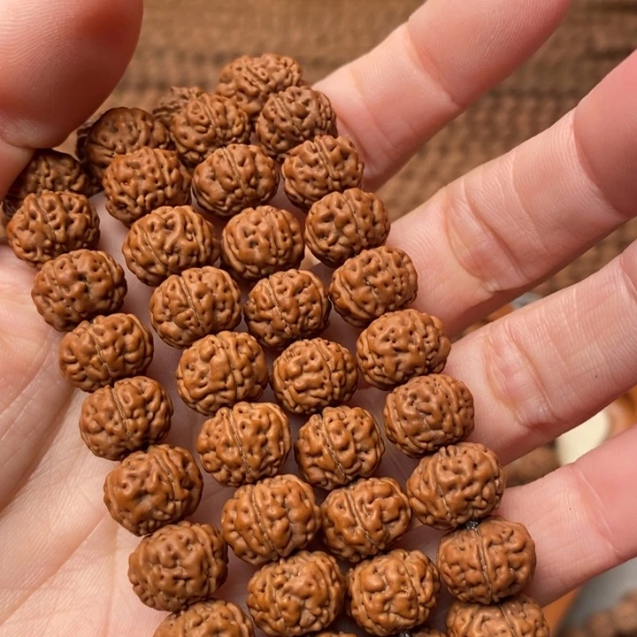 【闪购商品】金刚菩提吊坠不**生纯血老树王108