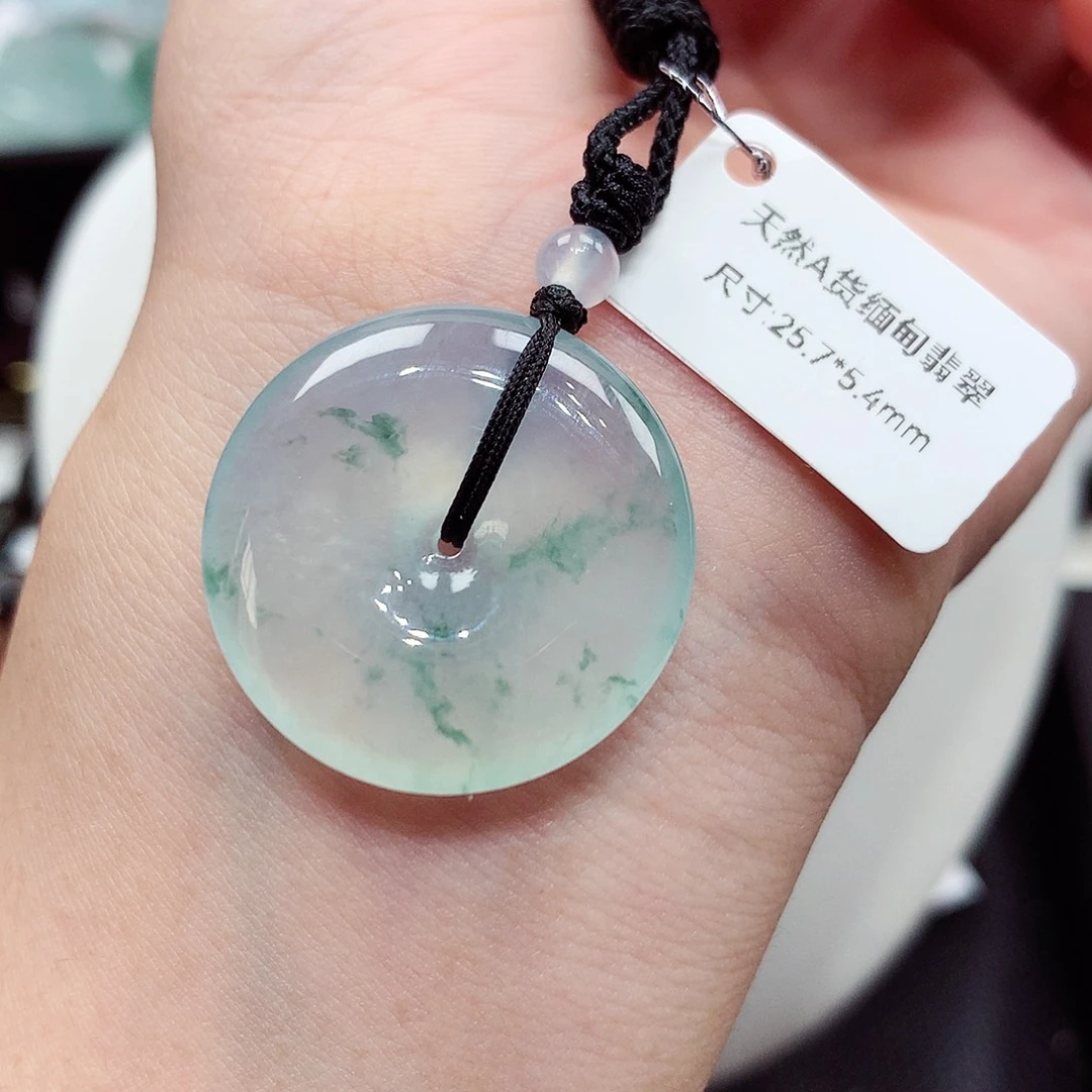 翡翠未镶嵌颈饰编号28，25.7/5.4