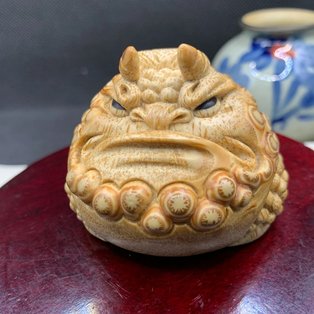 竹根雕精工牛魔金蟾手把件（杨智成老师作品）