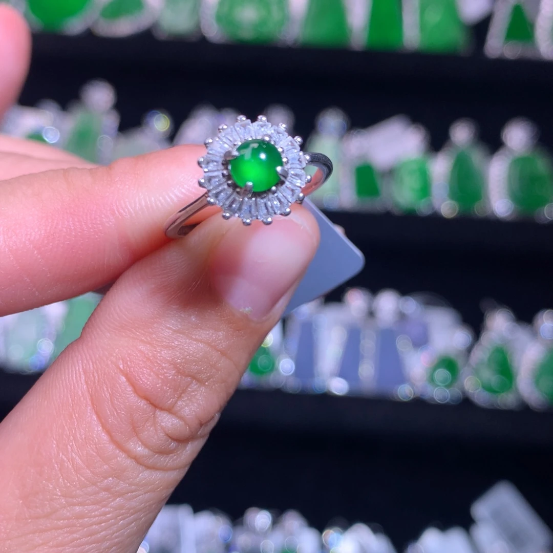 【闪购商品】颈饰银S925镶嵌翡翠天然翡翠