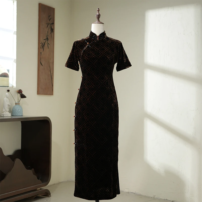 酡颜令/一顾再顾旗袍2025新款真丝丝绒短袖古法全开襟秋冬桑蚕丝