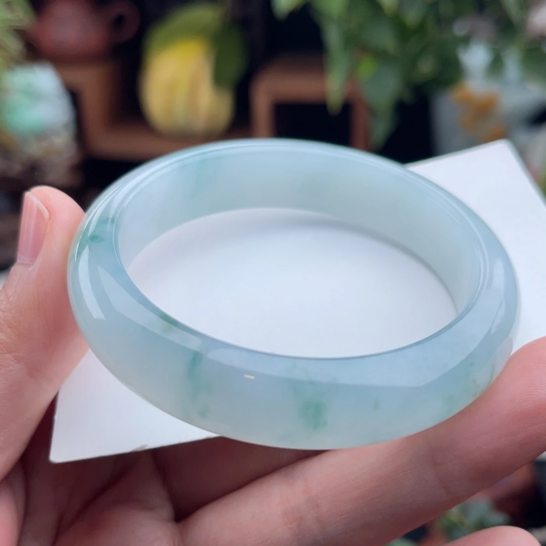 未镶嵌手镯翡翠飘花