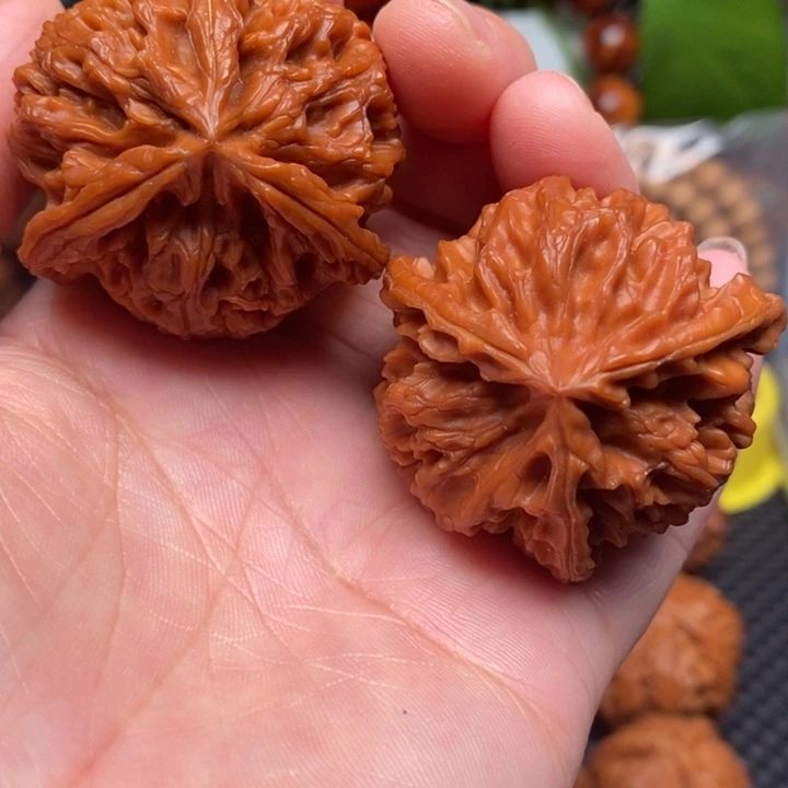 文玩核桃吊坠苹果奔