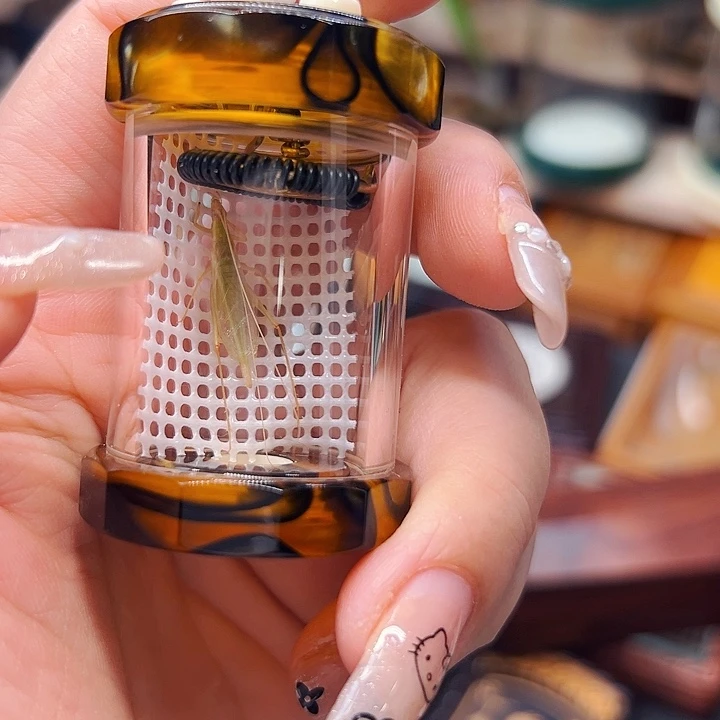 刘***清竹林1个哈哈哈哈哈哈过