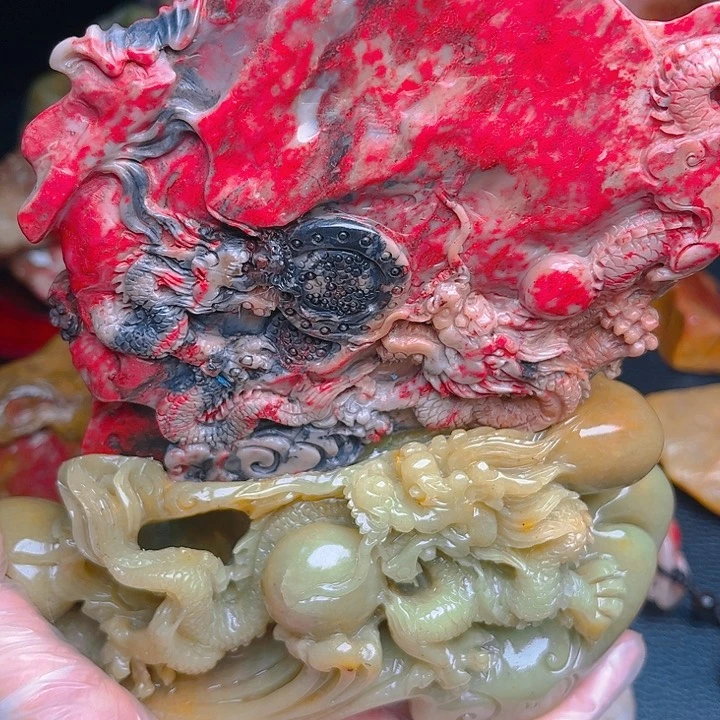 昌化鸡血石渔**狼昌化鸡血石精品摆件