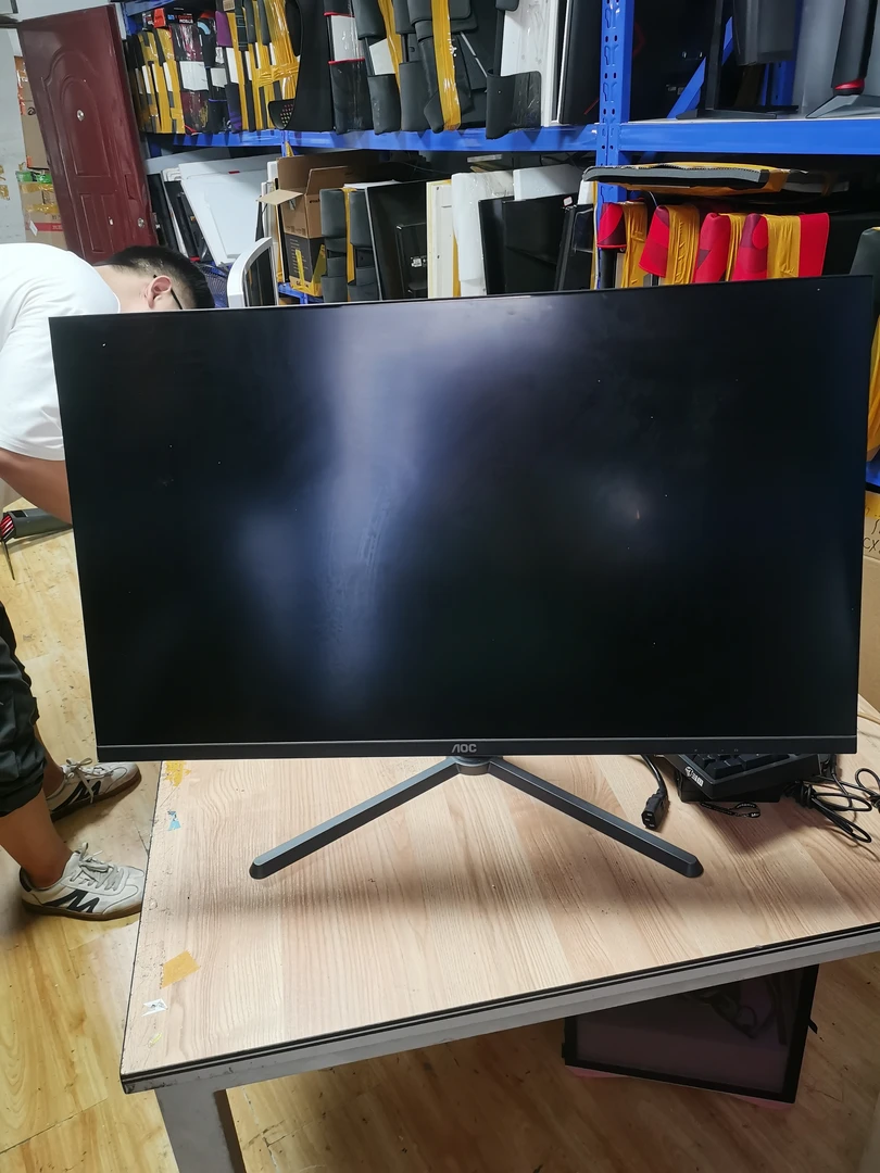 95新 AOC AOC Q32G10 32寸2K165HZ，23年出厂的，24年买入
