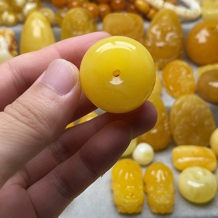 琥珀颈饰未镶嵌琥珀蜜蜡吊坠