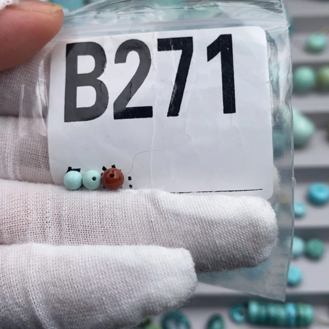 未镶嵌卡4圆珠一对南红玛瑙