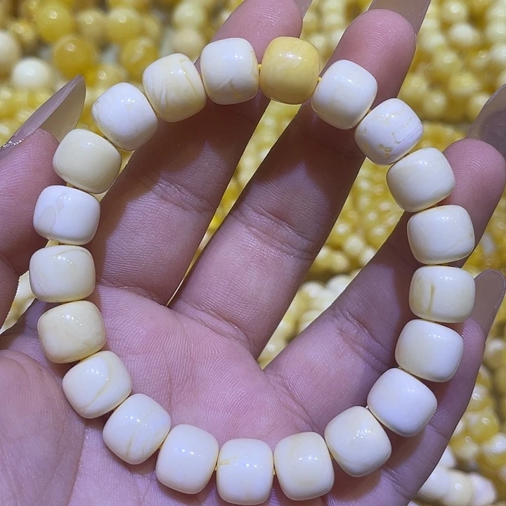 蜜蜡未镶嵌珠宝奇石10.4m